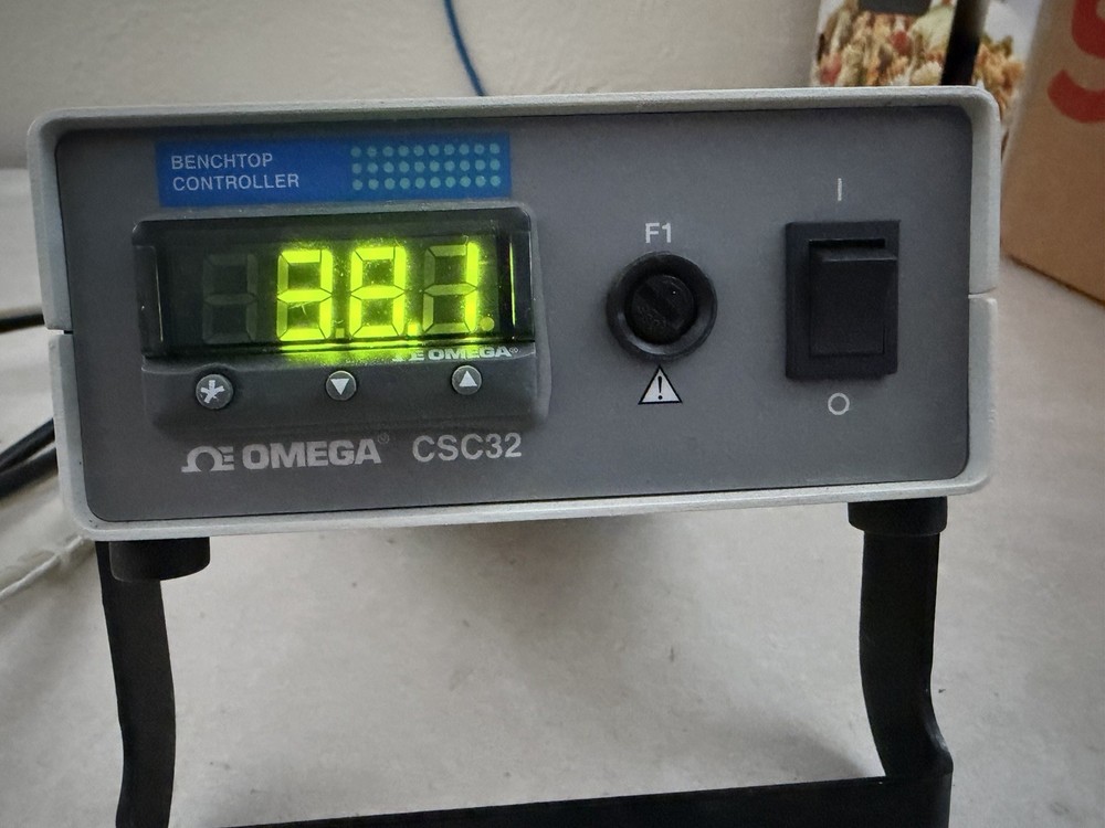 Omega Model CSC32 Benchtop Controller with RTD Probe and Heater Cartridge.