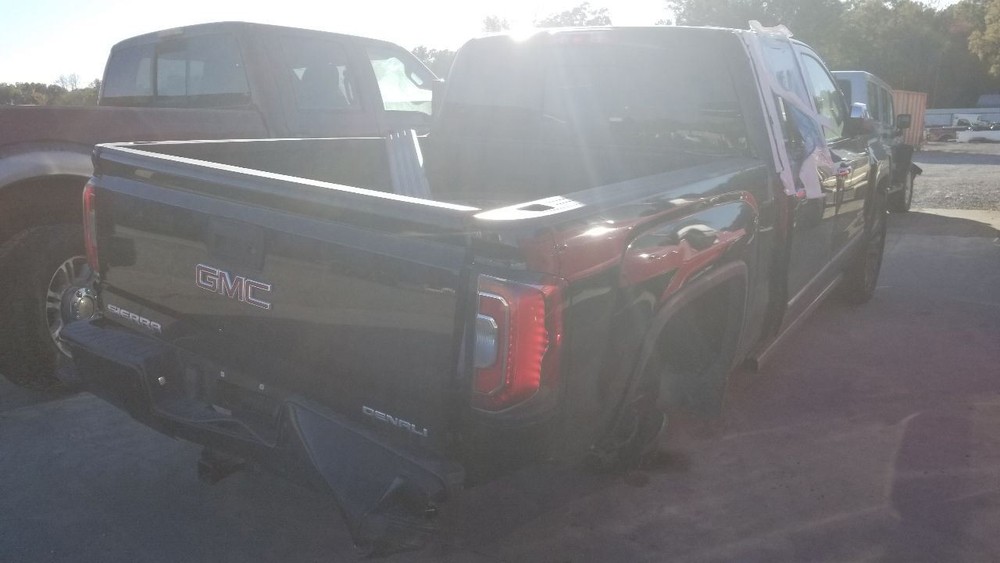 18 GMC SIERRA DENALI 1500 6.2L AIR SHUTTER