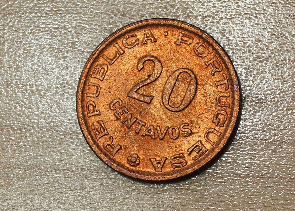 1961 Mozambique 20 Centavos