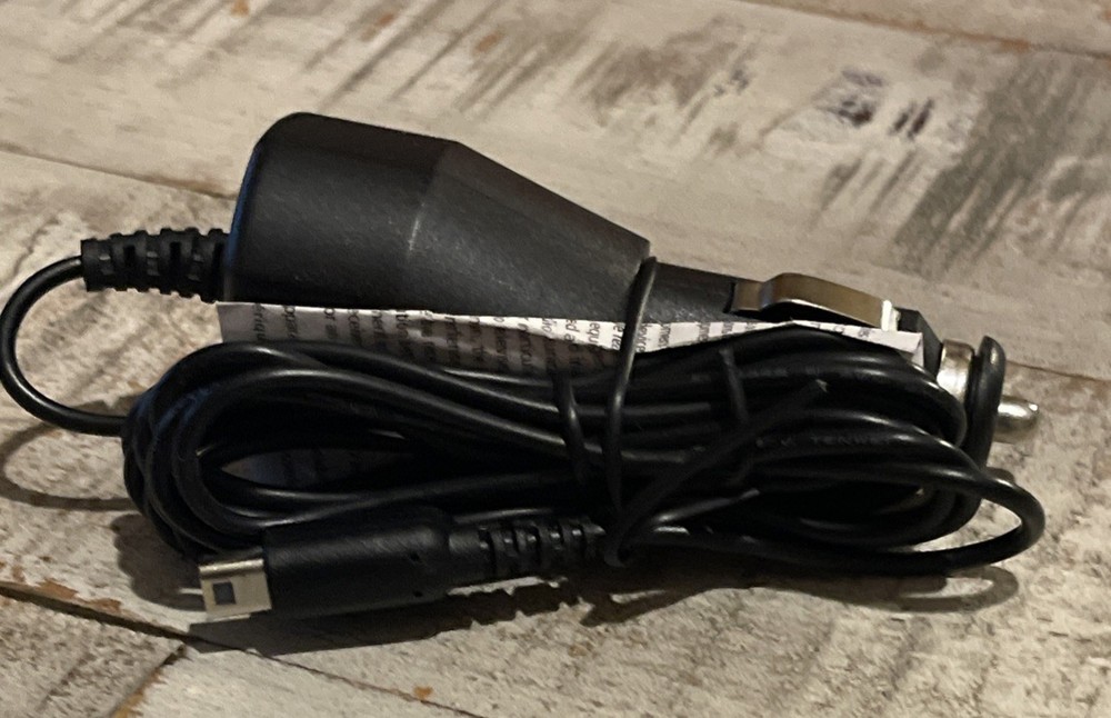 Nintendo 3DS - Car Charger
