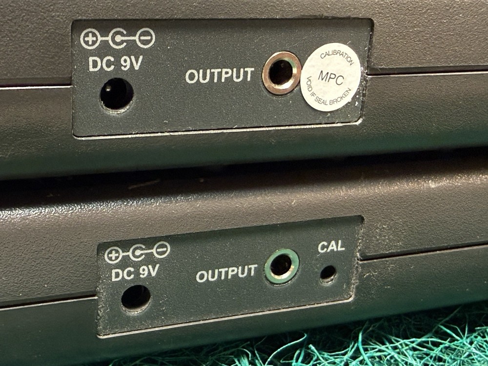 OMEGA HH306A DATA LOGGER THERMOMETER