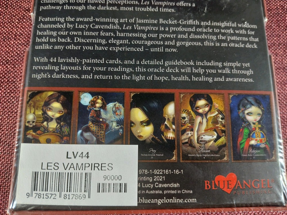 Les Vampires Oracle Cards Deck by Cavendish & Becket-Griffith Gothic Divination