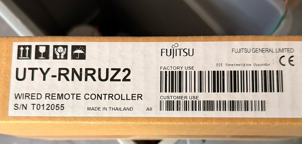 Fujitsu UTY-RNRUZ2 Controller