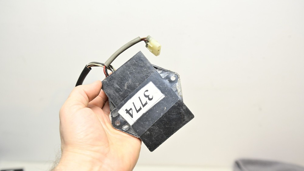 ECU CDI Control Unit Module Suzuki RGV 250