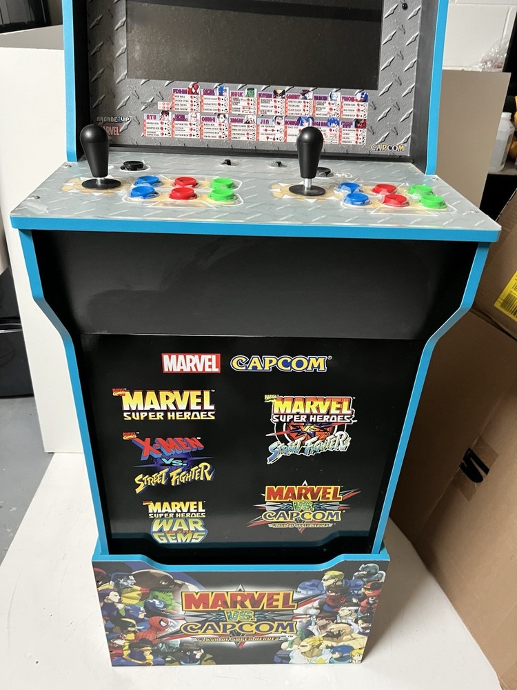 Arcade1UP Marvel vs Capcom Arcade With Riser/ Stool 🔥 GREAT CONDITIONS