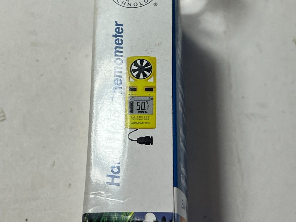La Crosse Technology Anemometer with LCD Display Handheld EA-3010U EUC