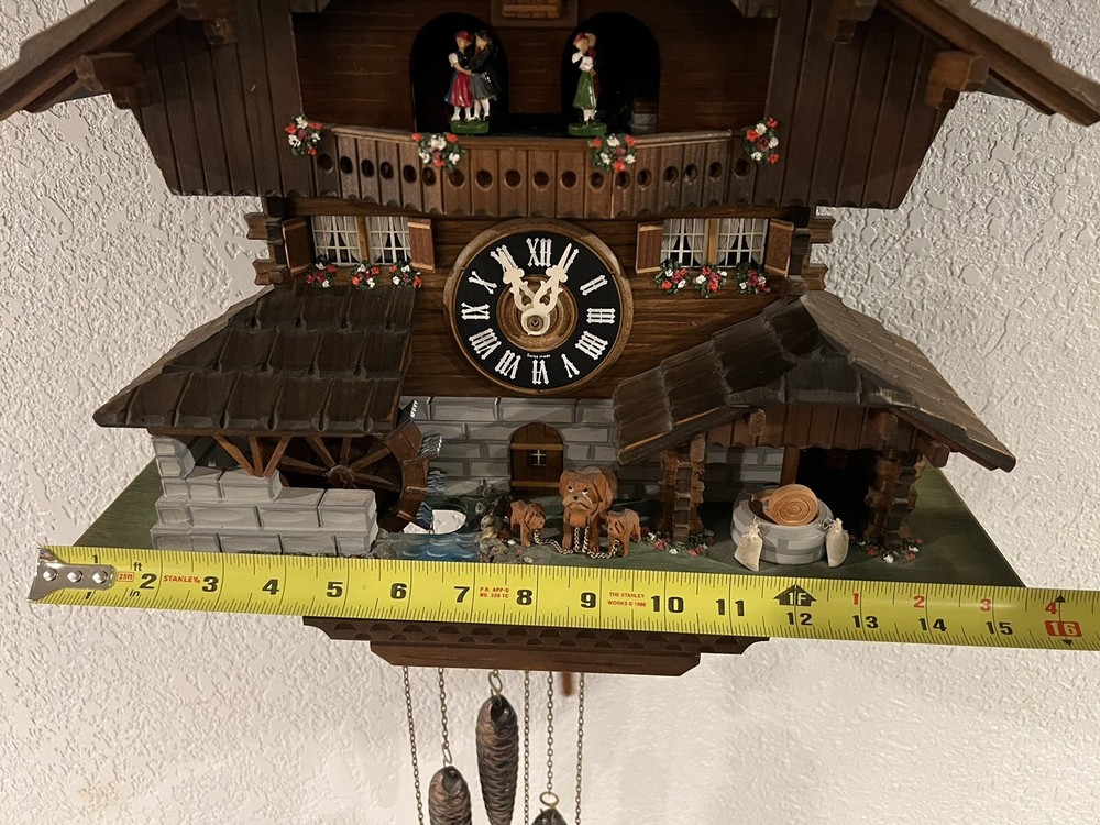 Vintage 1 day cuckoo clock