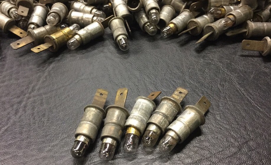 AirCooled Type 1 Speedometer Cluster Bulb Holders  62-77