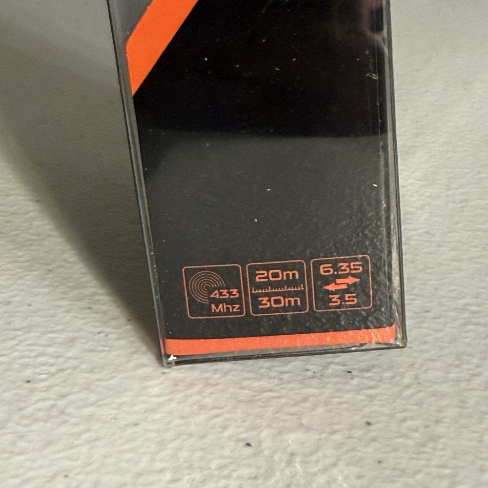 LS Studio Flash Trigger NIB