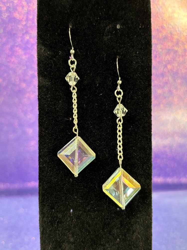 Women’s Classic Handcrafted Crystal Glass Earrings!