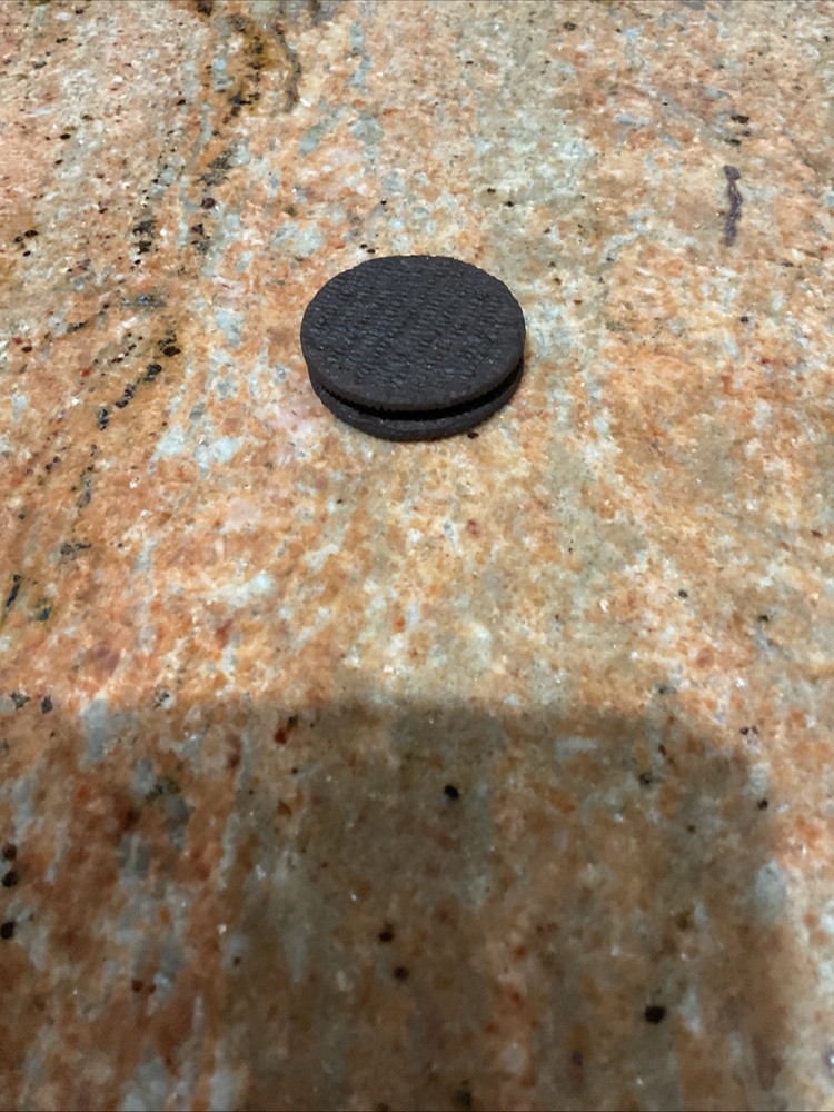RARE INVERTED UPSIDE DOWN OREO MANUFACTURING ERROR! TOP SIDE BACKWARDS
