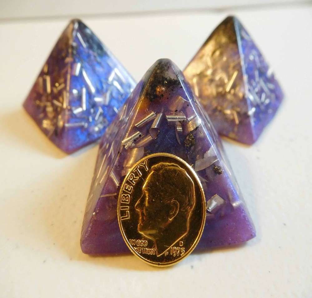 Misty Lavender Small Pyramids Positive Orgone