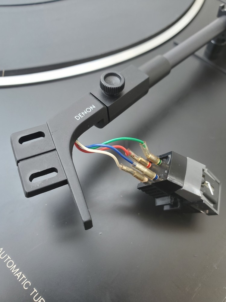 Denon Turntable Quartz DP-23F Micro Processor Fully Automatic Turntable System