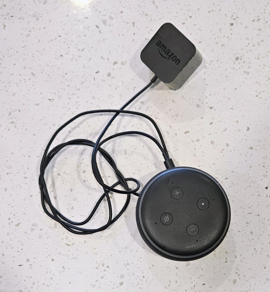 Amazon Echo dot Model Number C78 MP8 Smart Speaker!