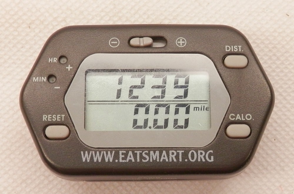 EATSMART Pedometer Dark Grey w/Belt Clip
