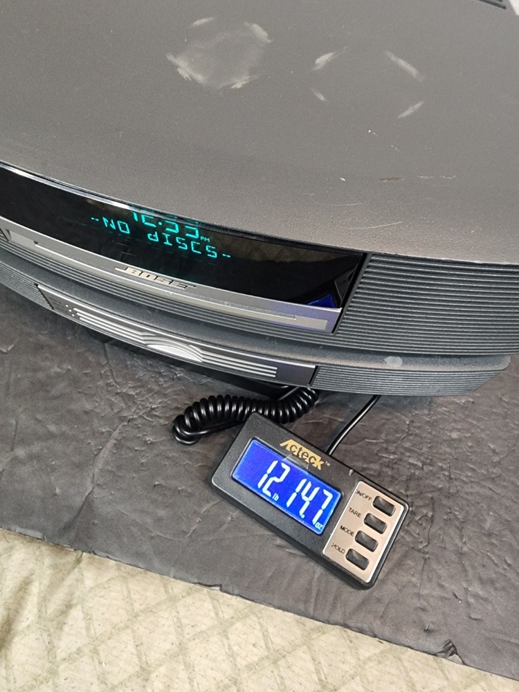 Bose Wave Music System w Multi CD Changer w/4 Disc Tested Working + Extra Remote