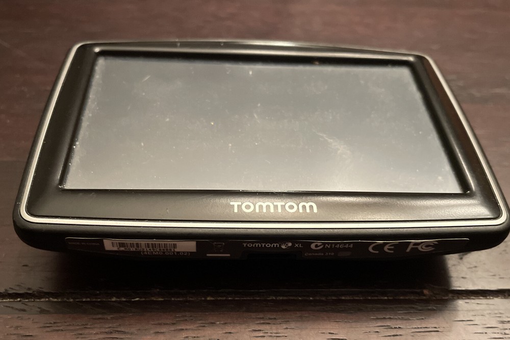 TomTom XL N14644 GPS Navigation System Touch Screen