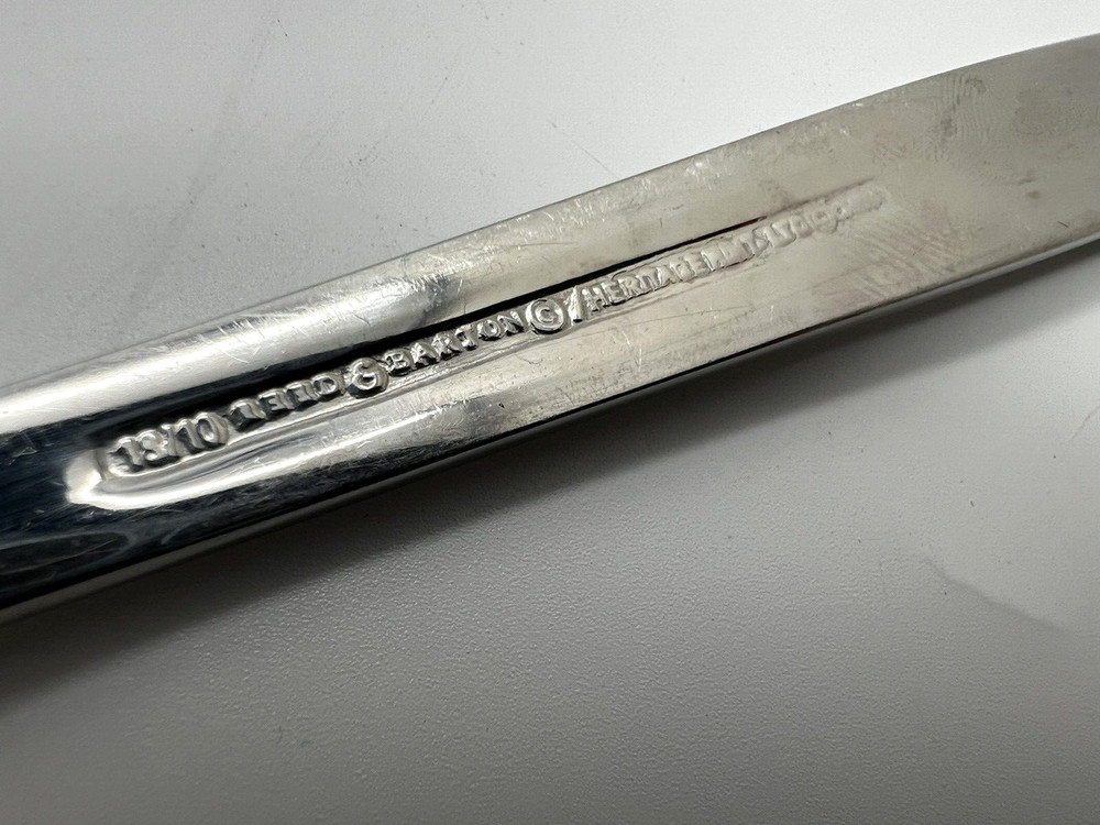 Reed & Barton Heritage Mint Stainless 18/10 Scalloped Shell Serving Spoon
