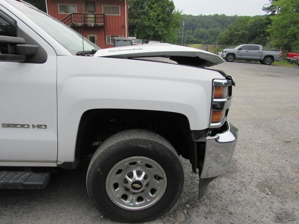 SILVRDO35 2016 Glove Box 1069873
