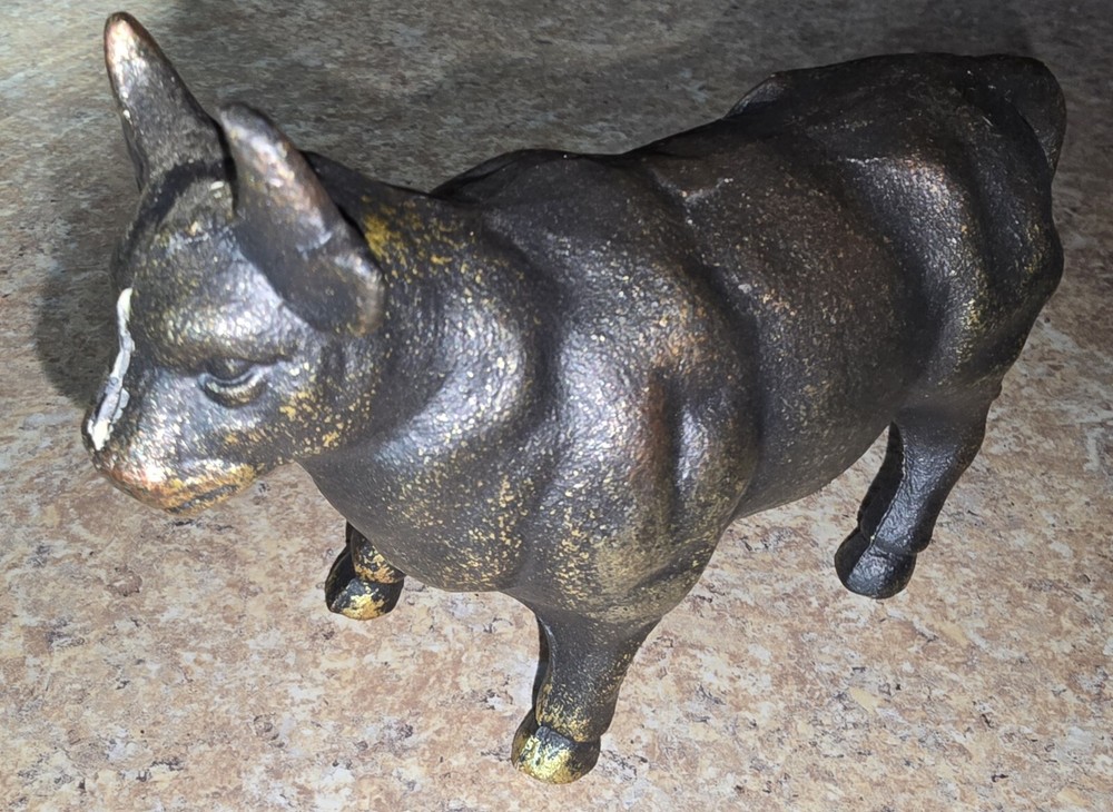 VINTAGE Solid Metal BULL Heavy 8 " × 3.5 Inches
