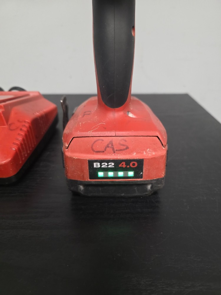 HILTI SID 4-A22 Impact Driver Red Tool w/ Battery & Charger