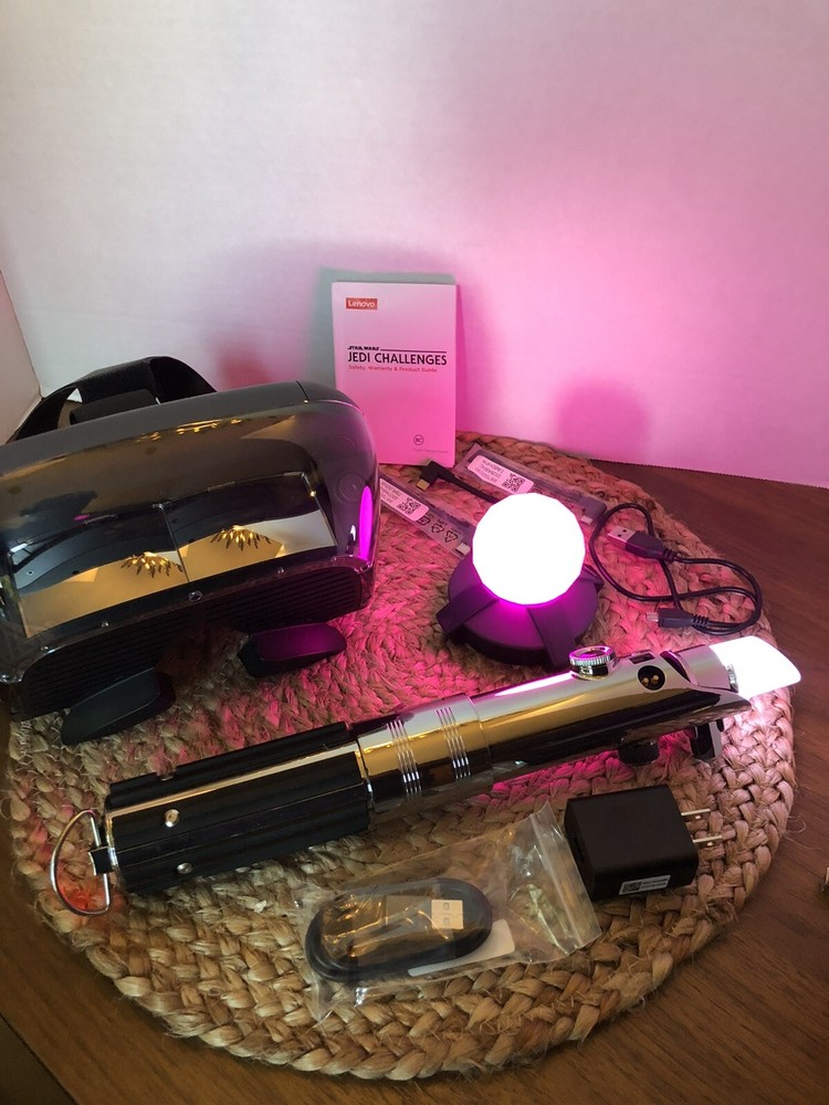 Star Wars Jedi Challenges VR Headset, Lightsaber, Controller & Tracking