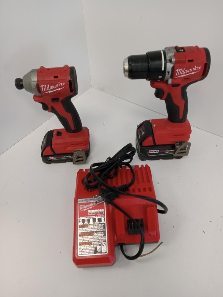 MILWAUKEE TOOLS 2997-22 COMBO KIT (P10022902)