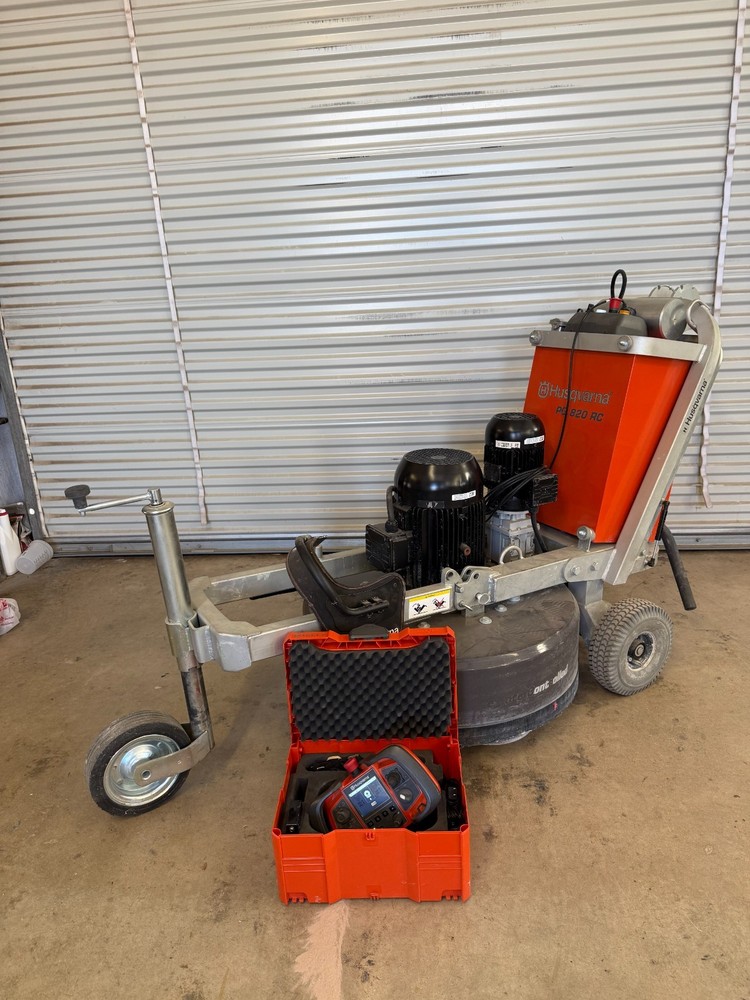 Husqvarna Concrete Grinder / Vac