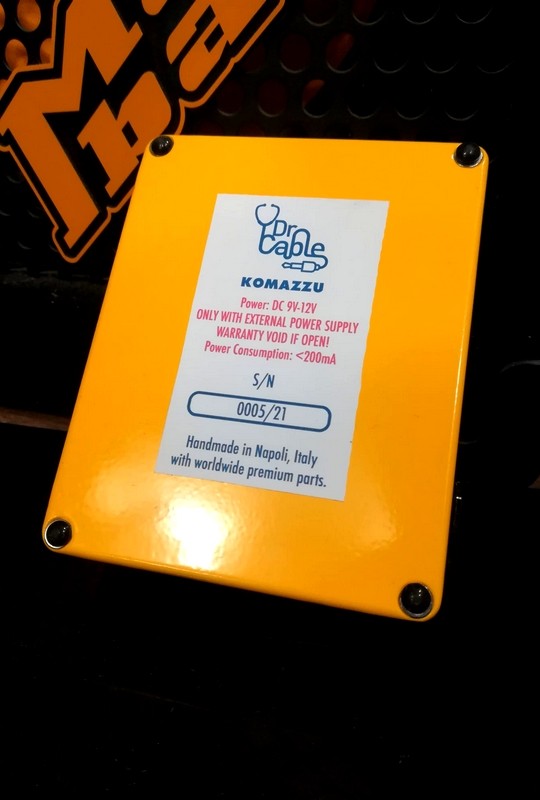 DR. CABLE KOMAZZU YELLOW EDITION