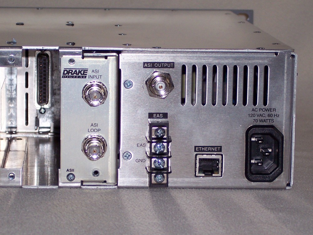 Drake Digital Encoder Host EH244 IP QAM with 4x SDE24 and ASI modules