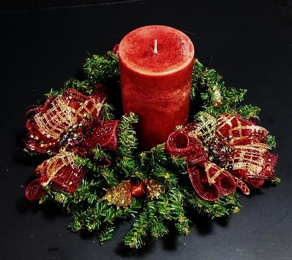 Lighted Christmas Candle Ring 5.5" Inside D./11" Outside D w/Mesh Ribbon Note