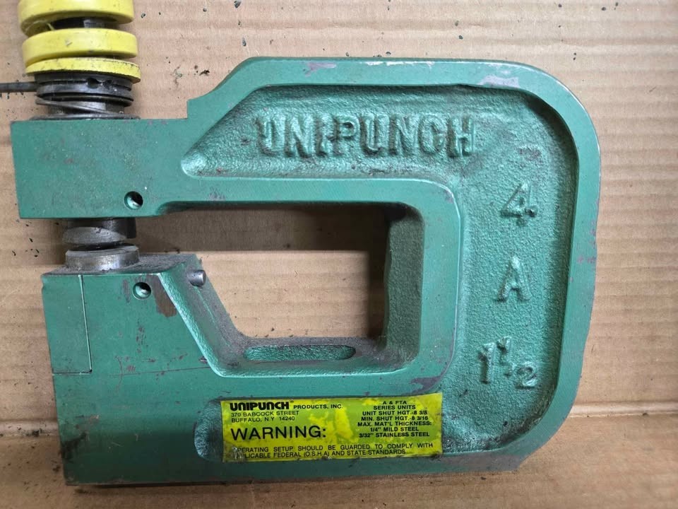 Uni Punch C-Frame 4 A 1 1/2