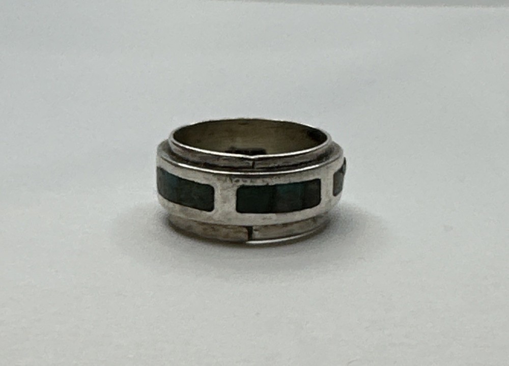 Vintage 925 Sterling Silver Inlay Design Ring / Size 7
