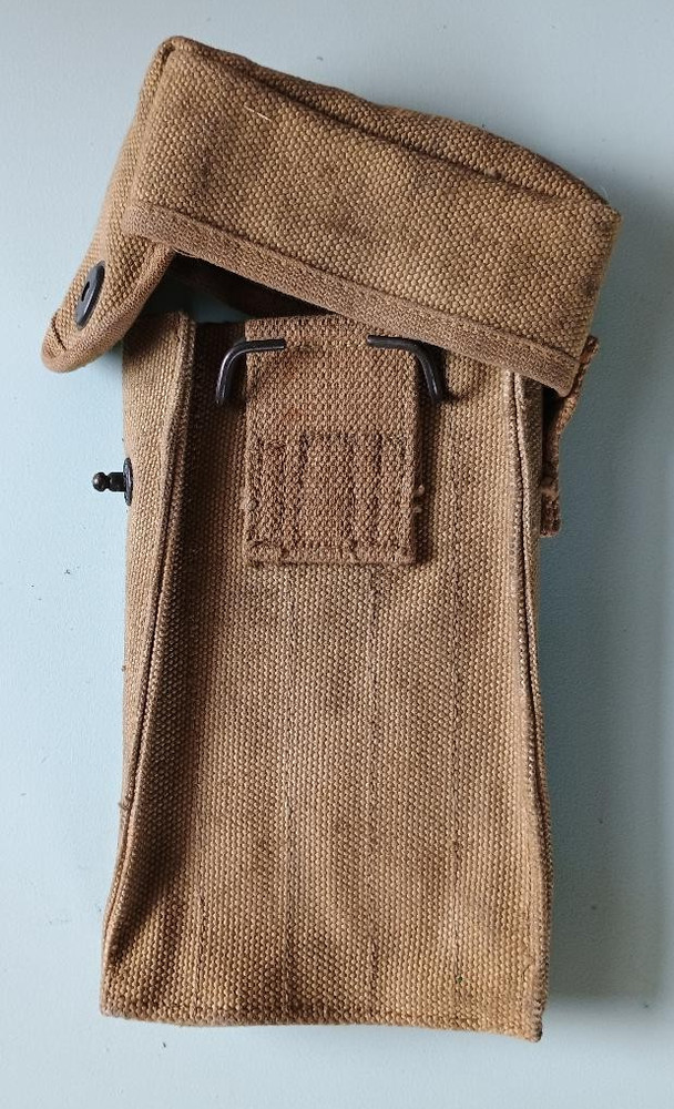 WW1 US AMMO POUCH