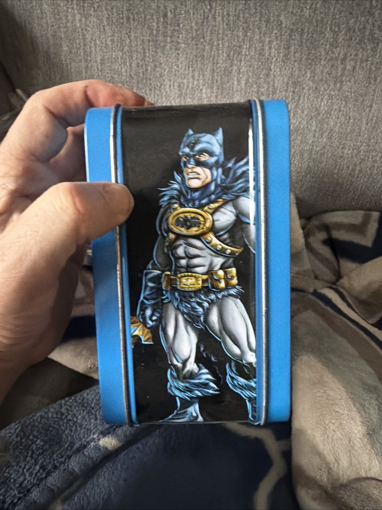 DC PRIMAL AGE LUNCHBOX!