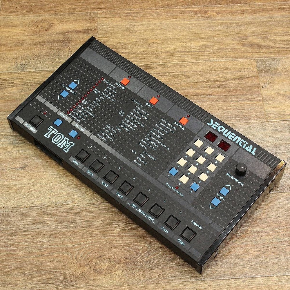 SEQUENTIAL CIRCUITS TOM [02541]