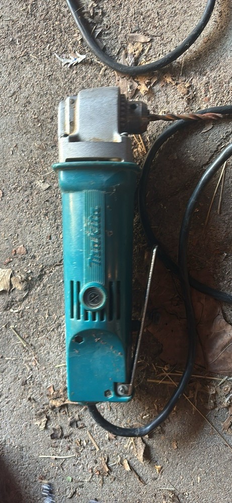 Makita Right Angle Corded Drill ￼