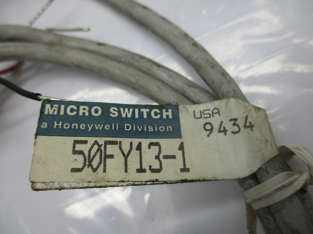 MICROSWITCH 50FY13-1 SENSOR SWITCH (AS PICTURED) NSNP
