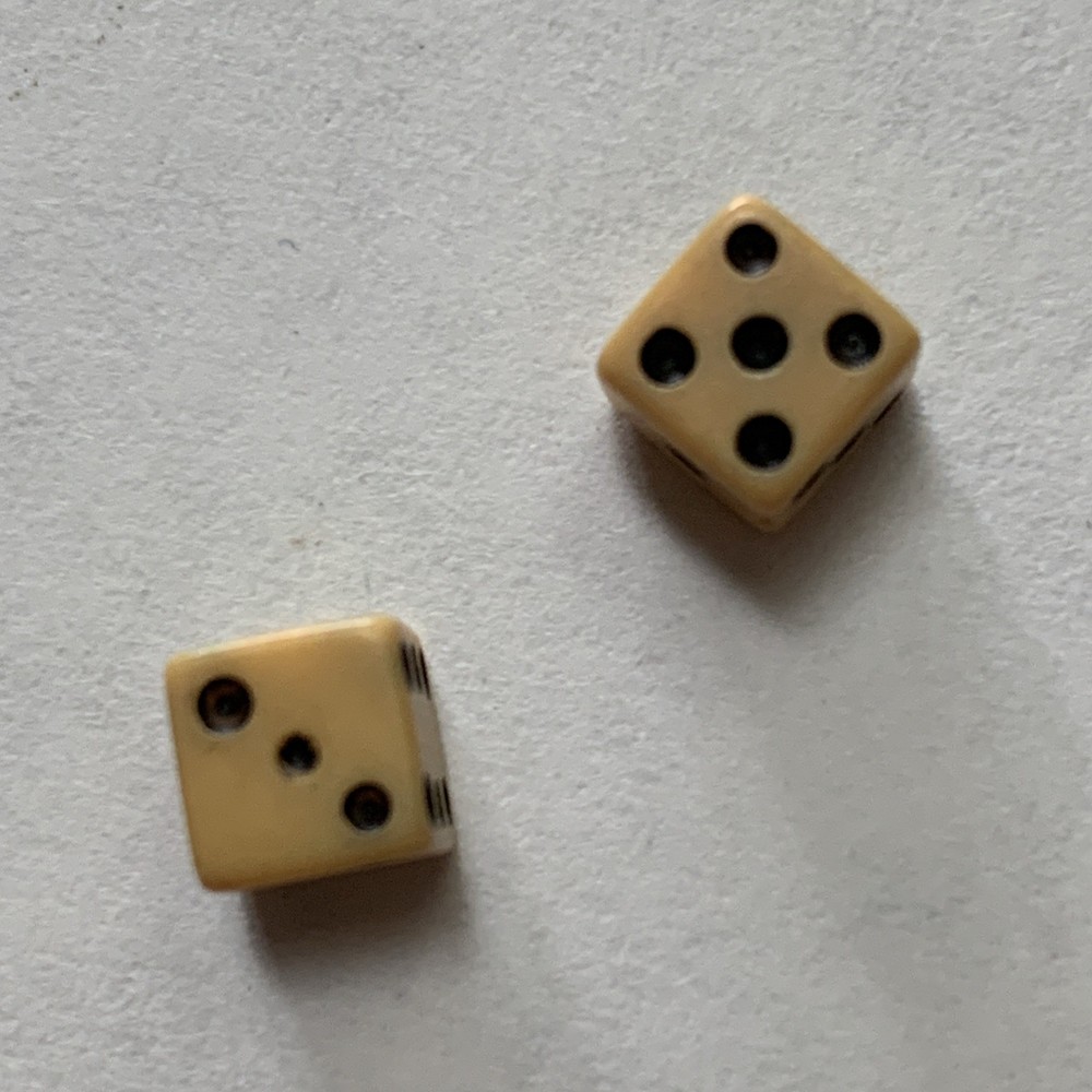 Two 1/4” Butterscotch Dice