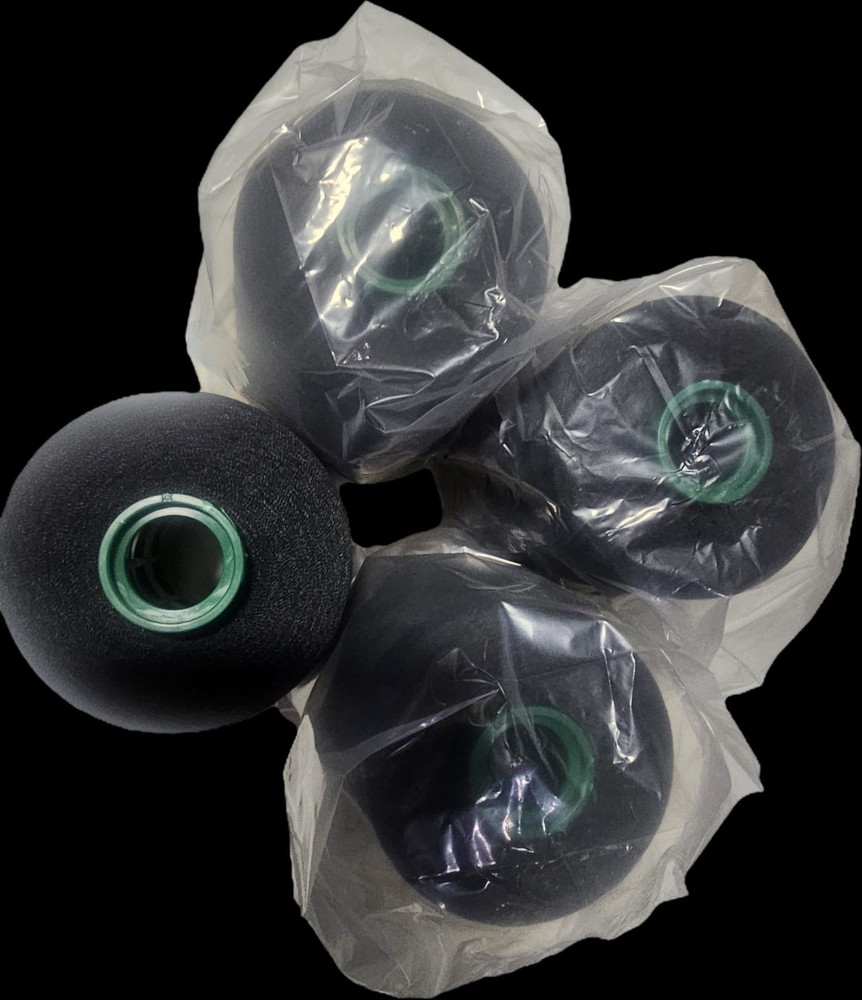 A&E Perma Core Poly Wrapped Thread - Tex 40 6,000 yds. - Black, White