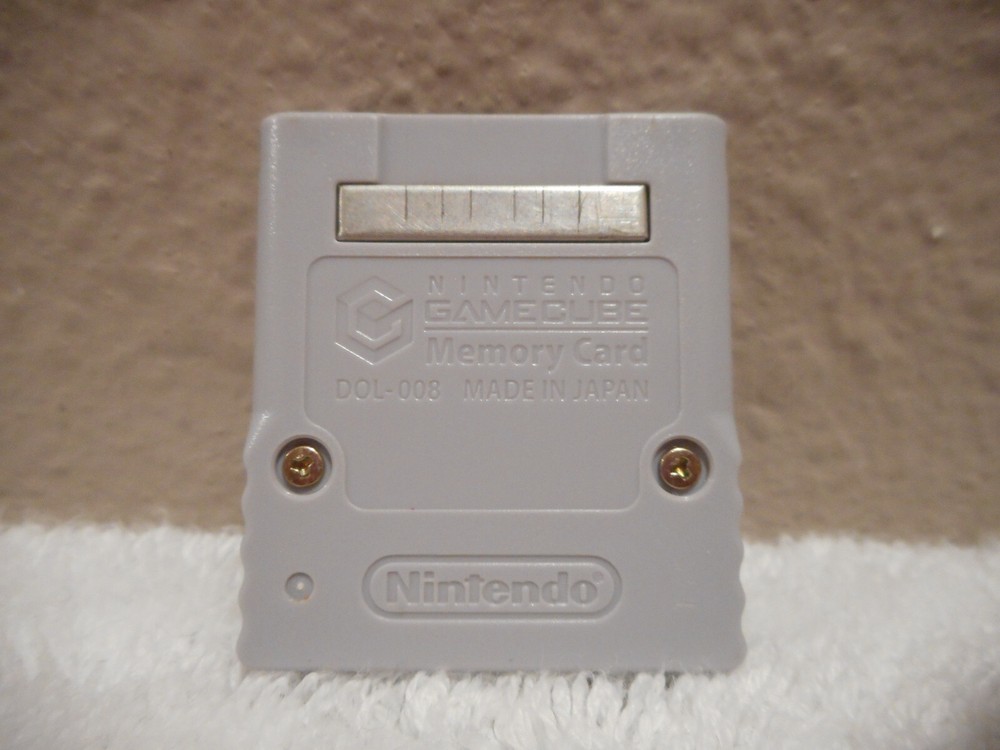 Nintendo Memory Card for GameCube - DOL-008