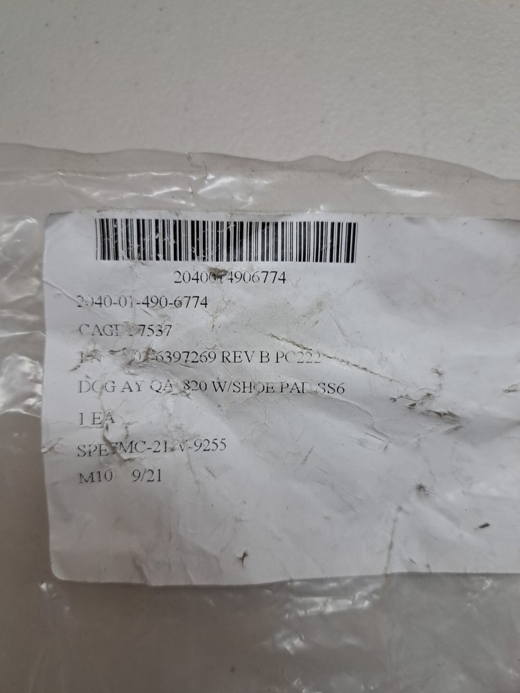 DOG ASSEMBLY HATCH 2040-01-490-6774