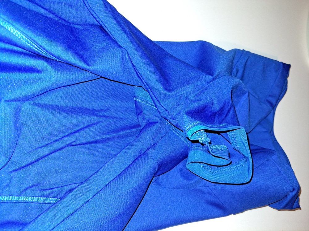 Cherokee scrub tops x 5 size small