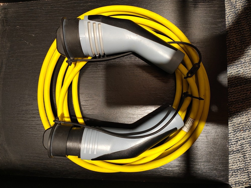 Volkswagen E-Golf Fast ChargE 3phase EV Charging Cable Type 2/Type 2
