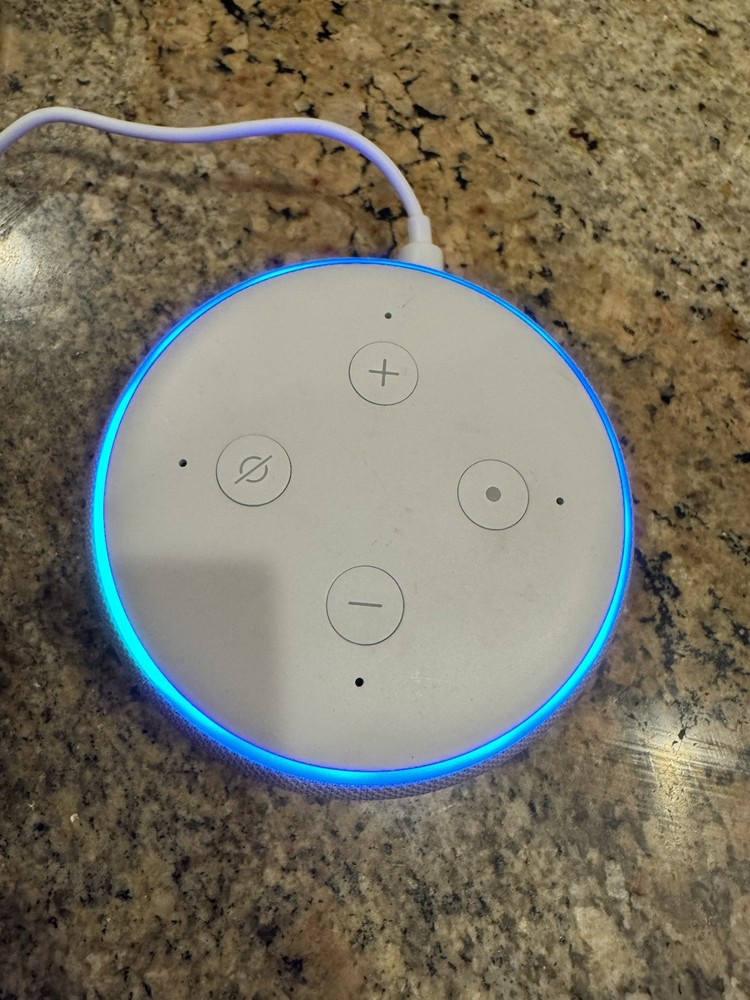 Amazon C78MP8 Echo Dot 3rd Generation Smart Speaker w/ AC Adapter