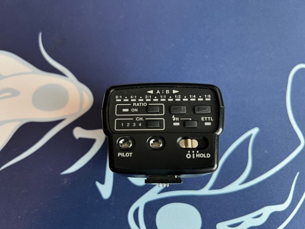 Canon Speedlite Transmitter ST-E2 with Case