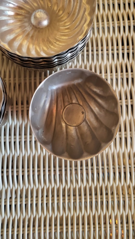 Vintage Metal Bakeware Lot