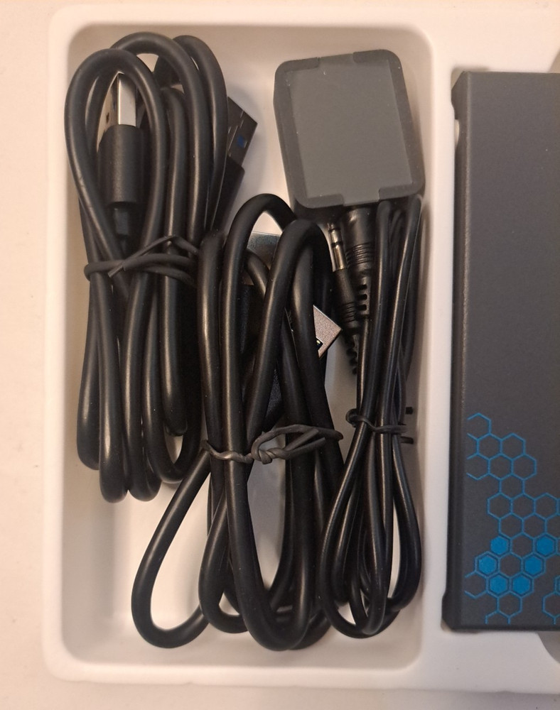 USB 3.0 HDMI KVM Switch 1 Monitors 2 Computers, 4K@60Hz with EDID Adaptive