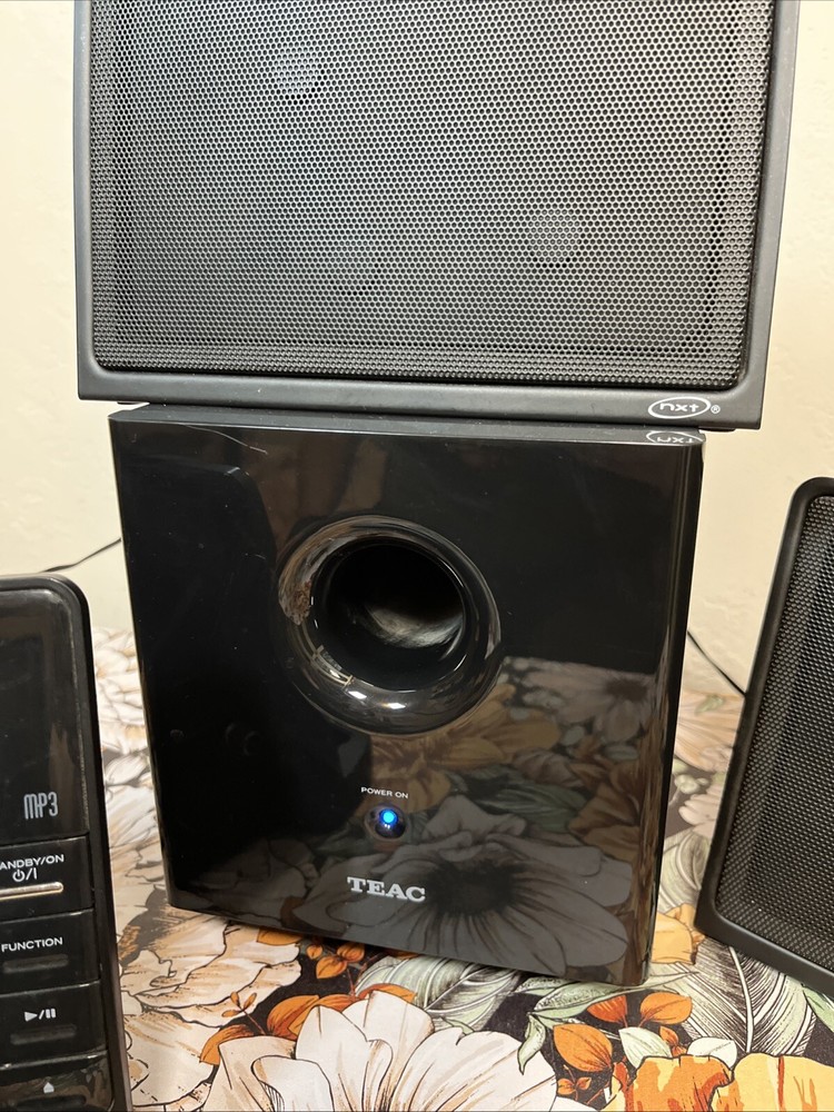 TEAC CD-X60i Compact Micro Hi Fi Stereo System IPOD Dock Tested