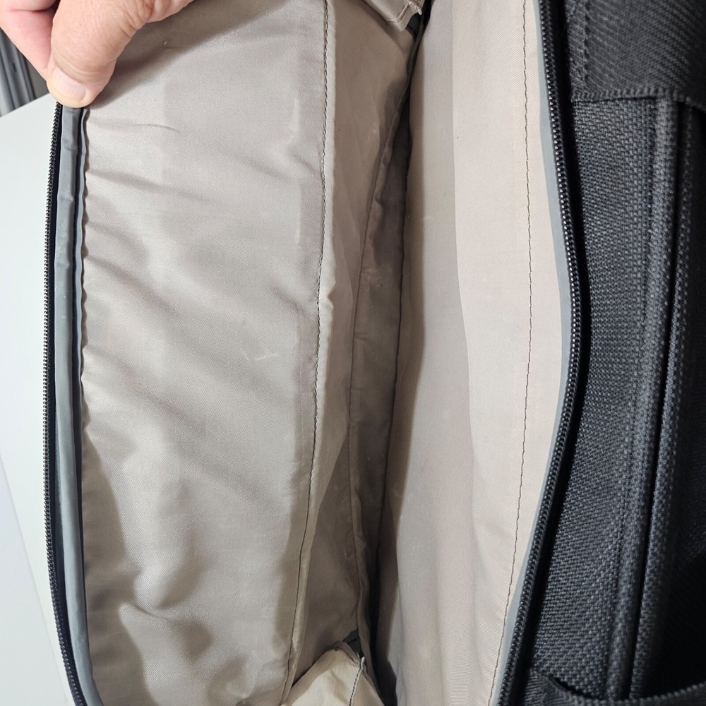 Samsonite bag black for traveling